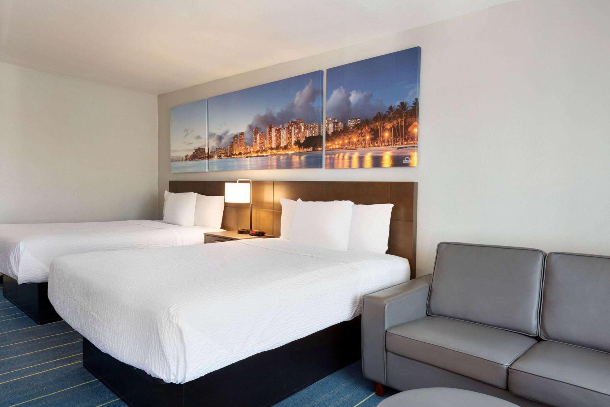 Days Inn & Suites By Wyndham Anaheim At Disneyland Park Ngoại thất bức ảnh
