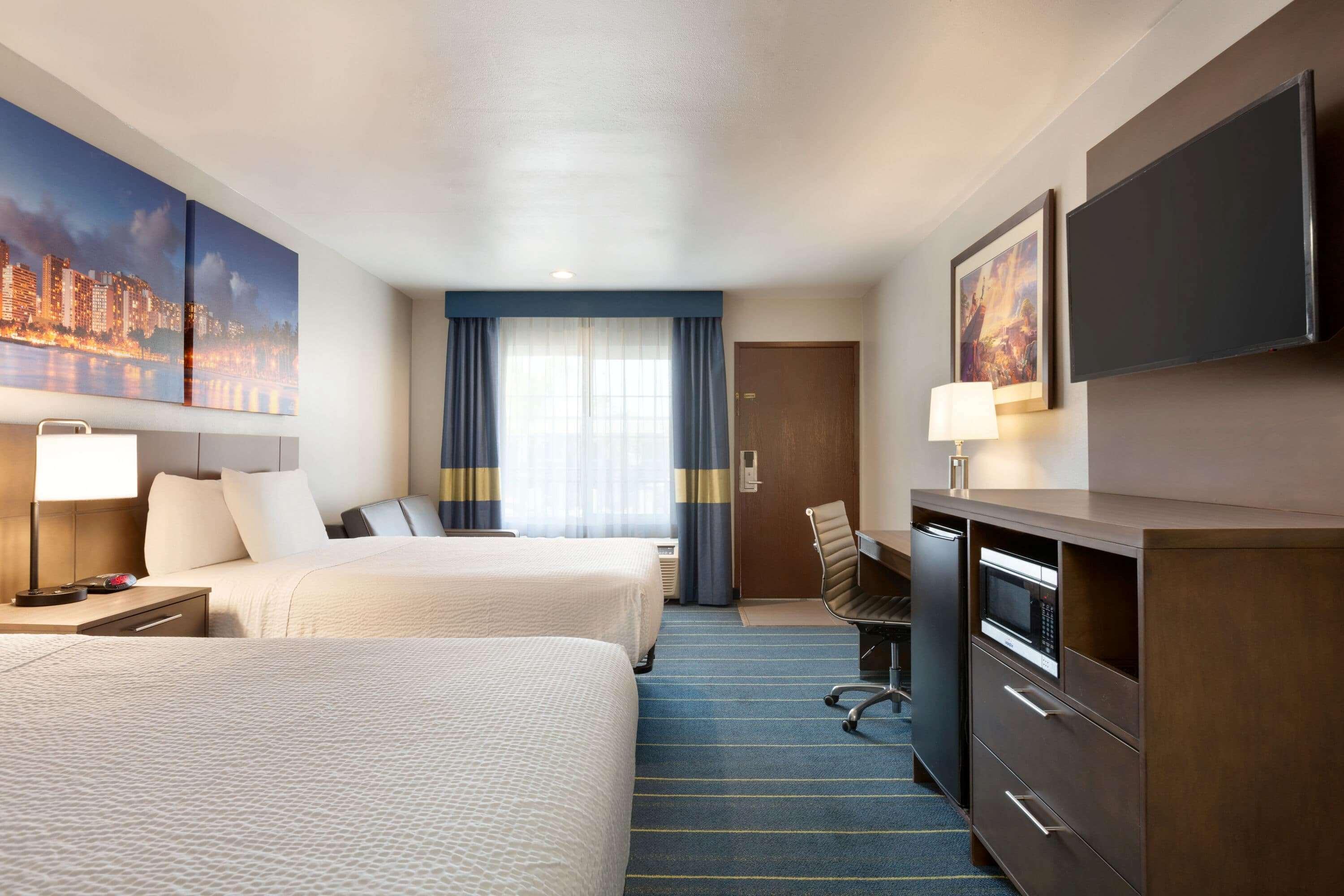 Days Inn & Suites By Wyndham Anaheim At Disneyland Park Ngoại thất bức ảnh